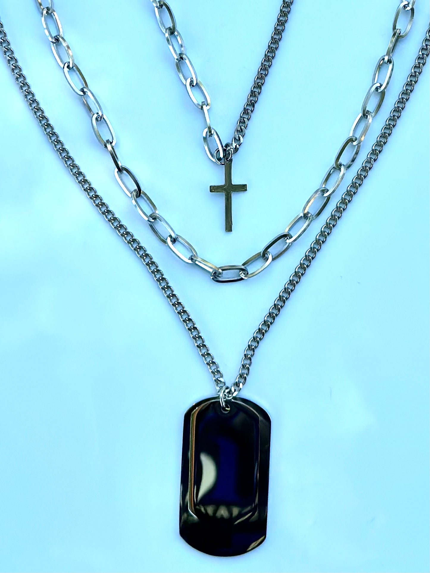 DIVINE PENDANT