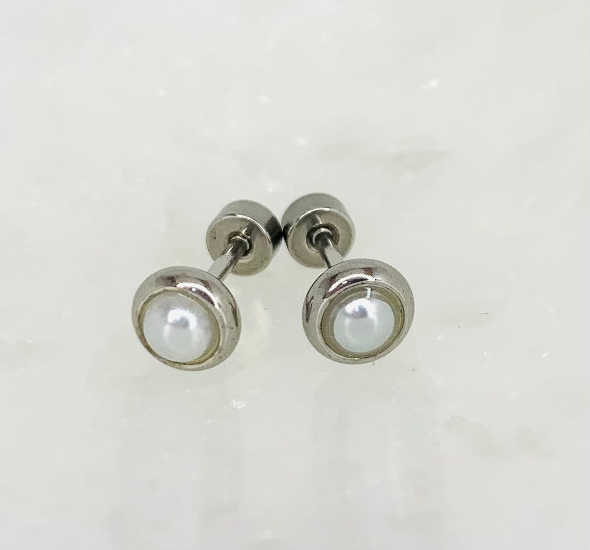 PEARL EARRINGS